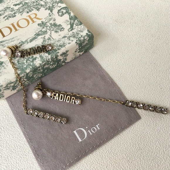 Earrings - Picture 4 of 4